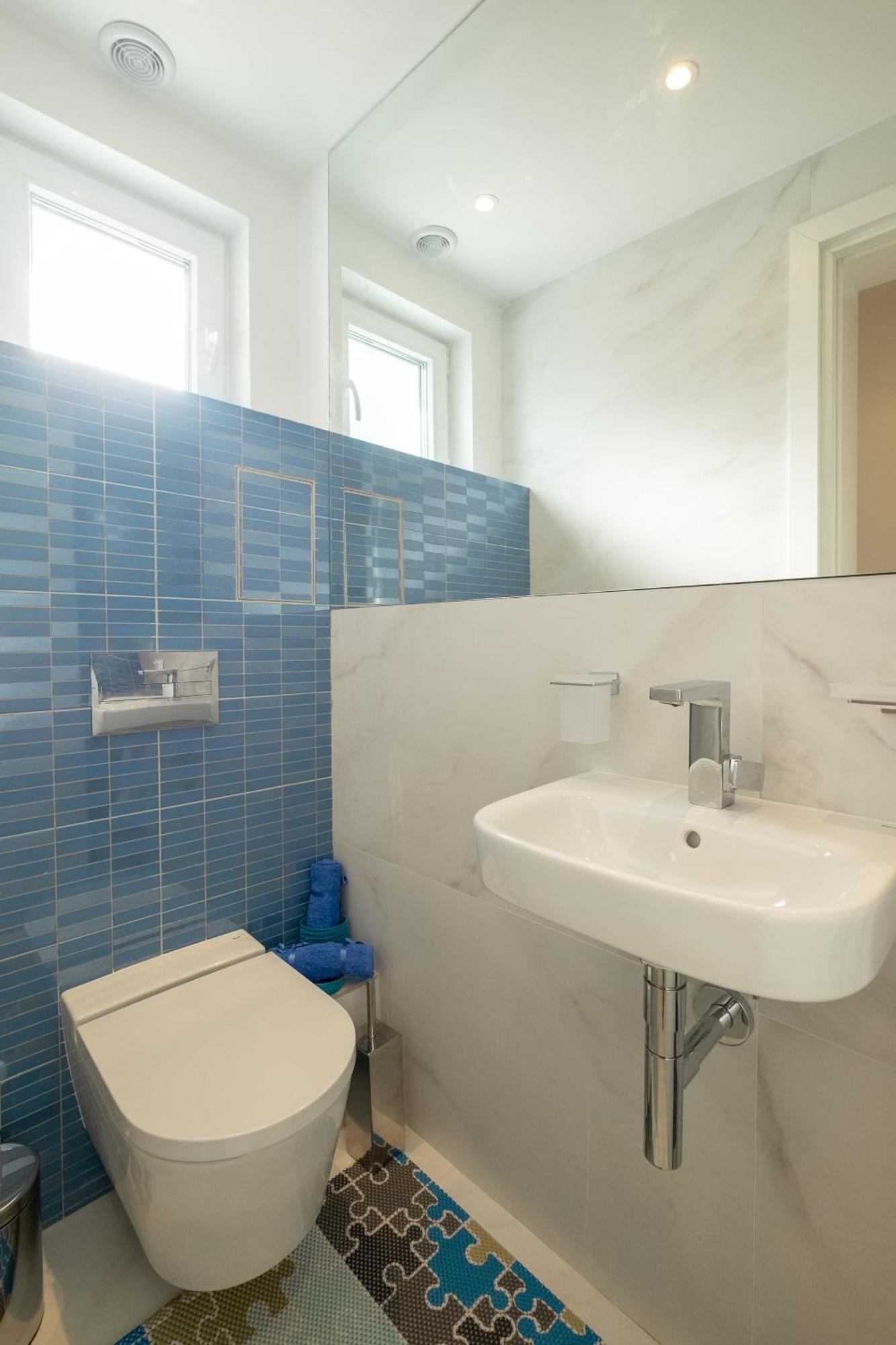 Lux 3bd-2ba On Vitosha Boulevard Apartment *