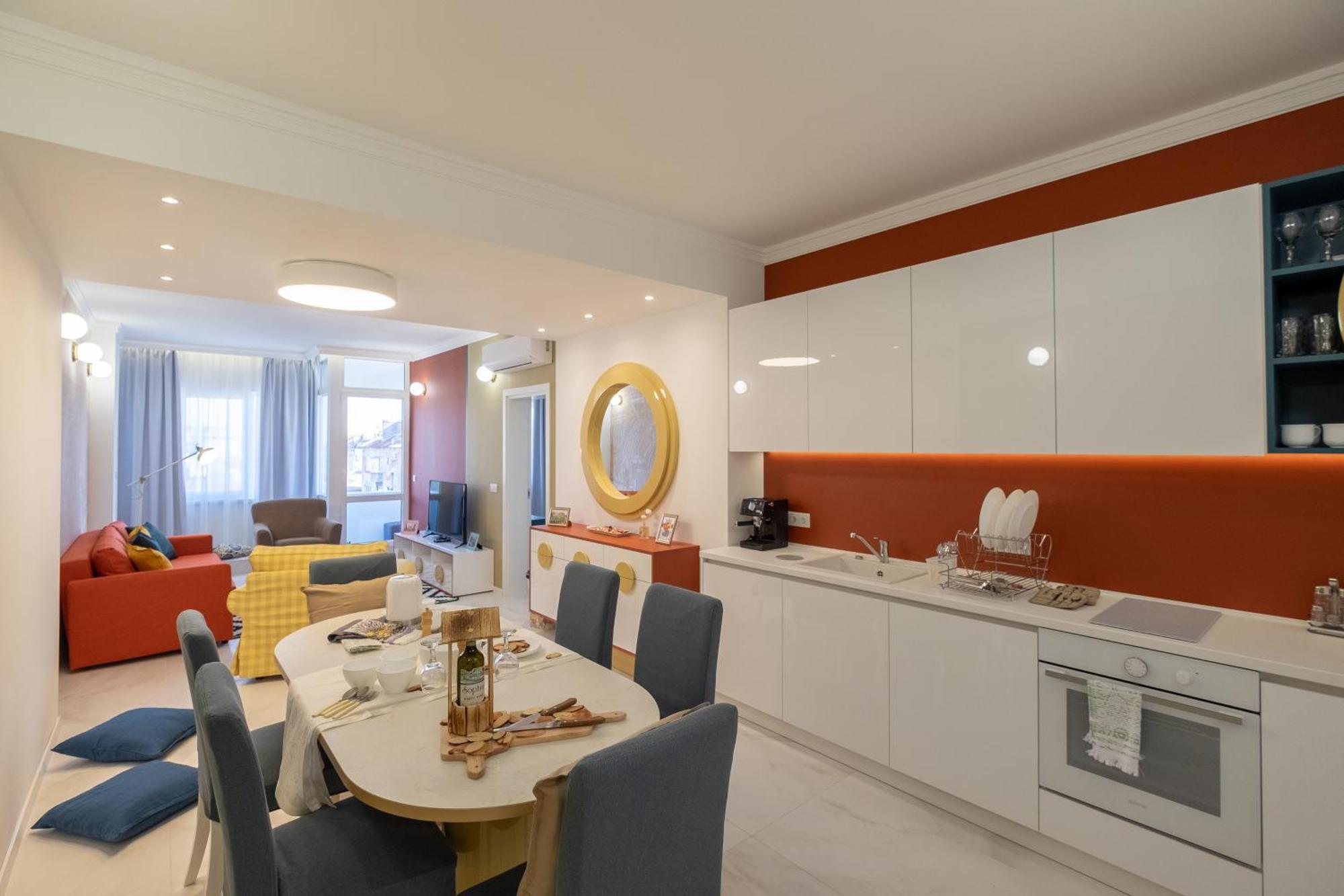 Lux 3bd-2ba On Vitosha Boulevard Apartment *